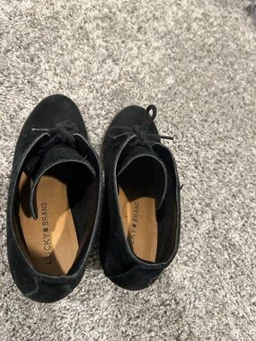 Lucky Brand Women's Black Suede Lace-Up Shoes